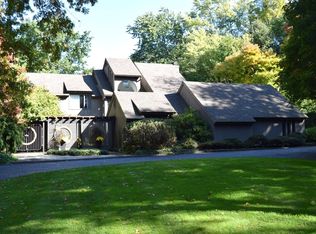 3395 Elmwood Ave, Rochester, NY 14610