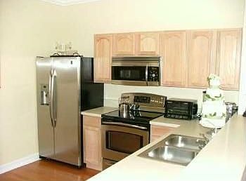 4th image of 2569 Maneshaw Ln