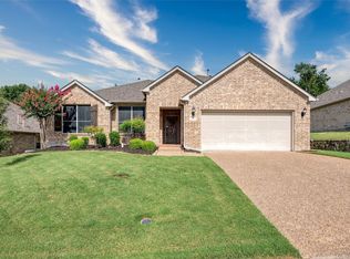 512 Peterhouse Dr, McKinney, TX 75071