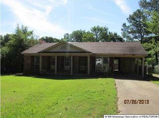 1458 Pontotoc St, Hernando, MS 38632