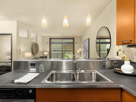 3rd image of 1414 12th Ave Unit 313