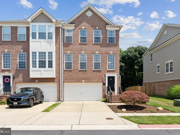 82 Two Rivers Dr, Edgewater, MD 21037