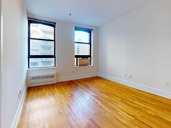 3rd image of 1 Astor Pl APT 5U