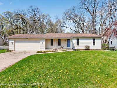 2211 Hilltop Dr, Lansing, MI, 48917