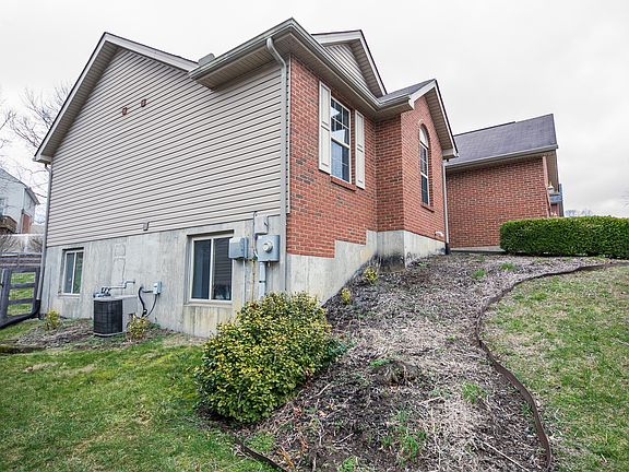 3rd image of 2782 Running Creek Dr