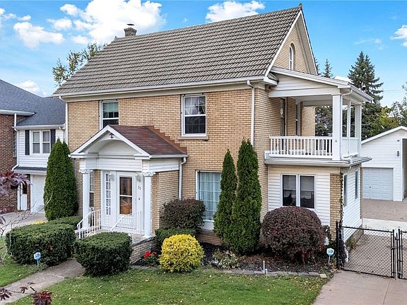 5th image of 31 Lowell Rd