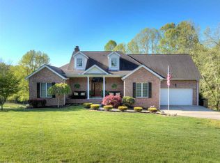 8 Colewood Rd, Barboursville, WV 25504