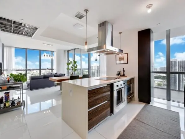 1100 Biscayne Blvd Unit 3205, Miami, FL 33132