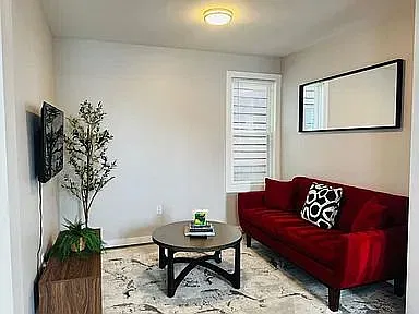 2 bed, 1.0 bath, 1092 sqft, $2,150 — Photo 4