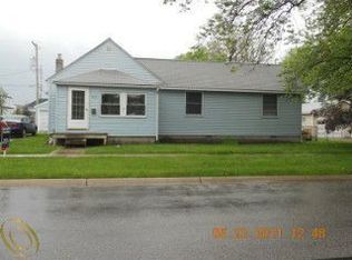 1622 Whipple St, Port Huron, MI 48060