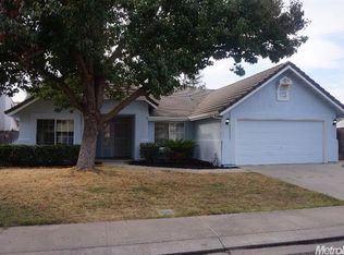 6101 Channel Dr, Riverbank, CA 95367