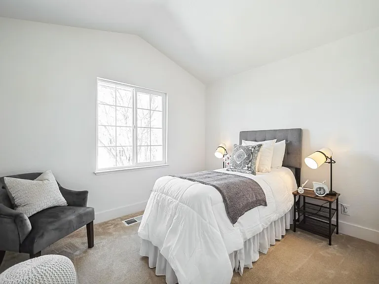 5324 Catanzaro Way — Photo 26