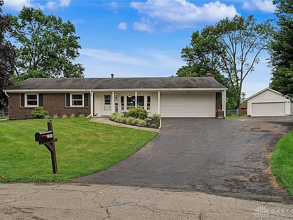 2nd image of 1545 Gunther Dr