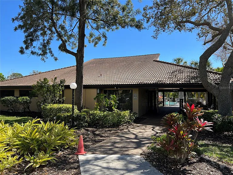 5734 Ashton Lake Dr #7 — Photo 31