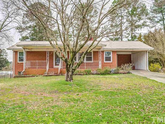 3rd image of 511 Lakeside Dr