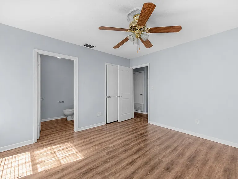 10150 Guidy Ln — Photo 13