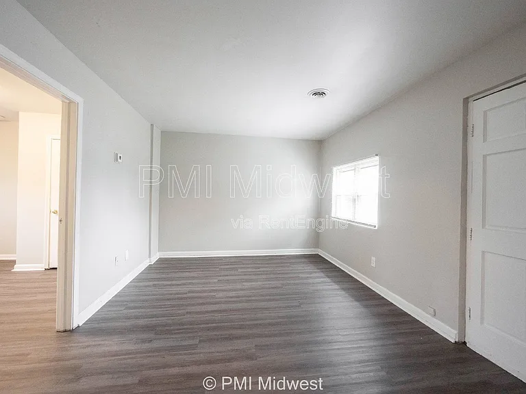 524 W 23rd St #2 — Photo 10