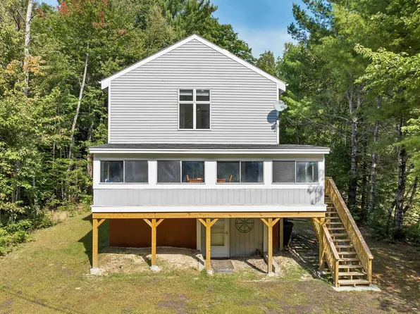 5 Mayflower Lane, Moultonborough, NH 03254
