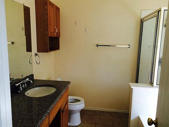 4th image of 203 Jennifer Ln
