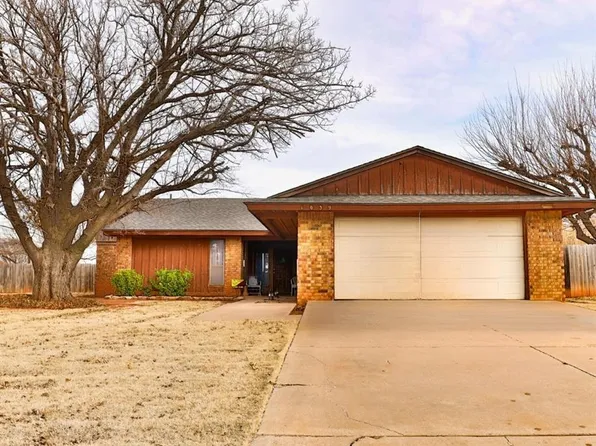 1639 Deputy Dr, Clinton, OK 73601
