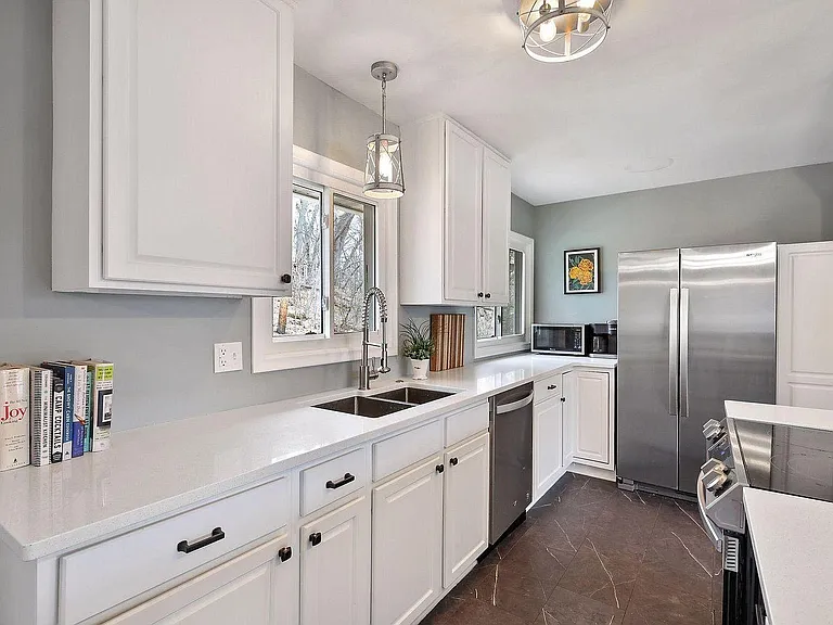 11301 Friar Ln — Photo 12