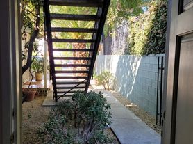 13316 Woodbridge St, Sherman Oaks, CA