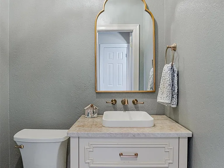 1310 Bay Ridge Dr — Photo 20