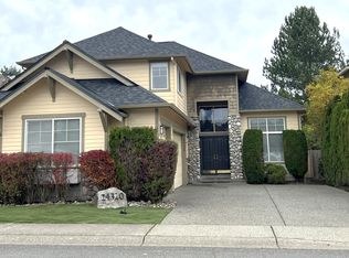 24320 E Main Dr, Sammamish, WA 98074