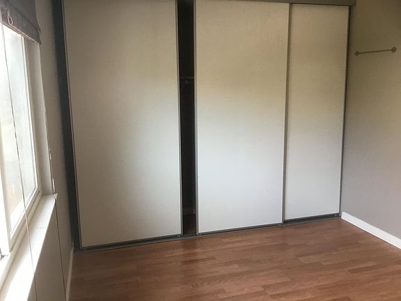 2nd image of 2814 Deerwood Dr