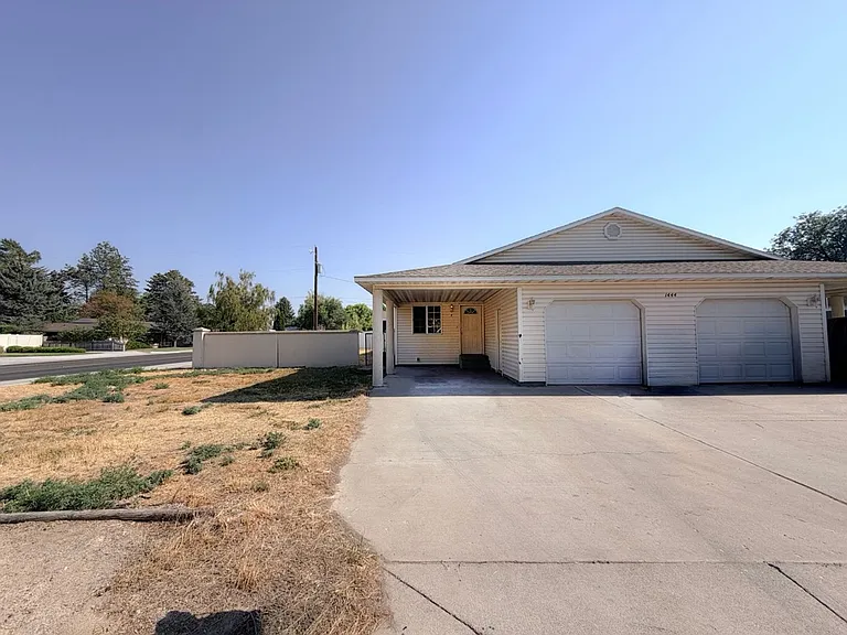 1444 Evergreen Dr — Photo 26