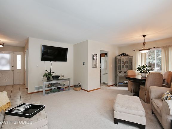 4th image of 130 Wedgewood Dr