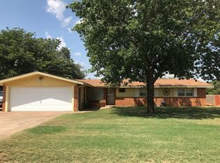1617 E Tate St, Brownfield, TX 79316