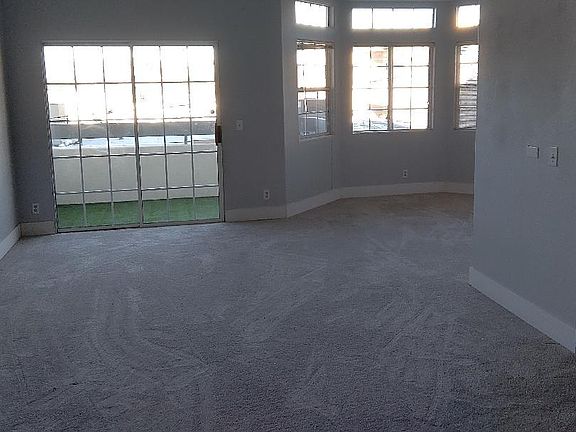 Living Area with Octagon Nook
