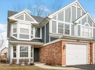 1200 Scott Ct, Carol Stream, IL 60188