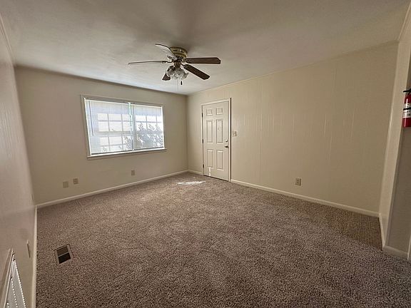 3rd image of 1000 N Denver Ave APT 1-4