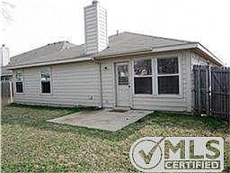 3rd image of 2812 Briargrove Ln