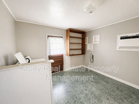 3rd image of 116 Marie St