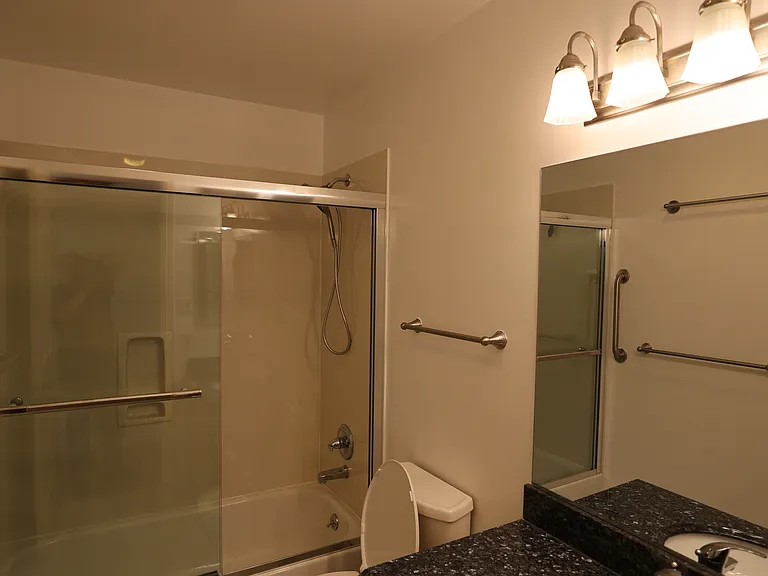 222 21st Ave #1 — Photo 19