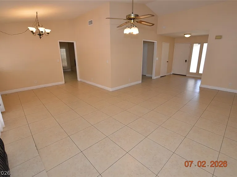 6543 Barbary Cir — Photo 5