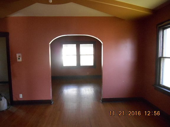 2nd image of 2119 Market St