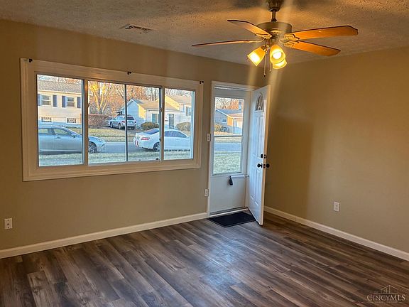 4th image of 3261 Deshler Dr