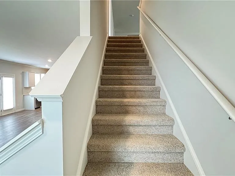56 Thompson Ridge Ln — Photo 21