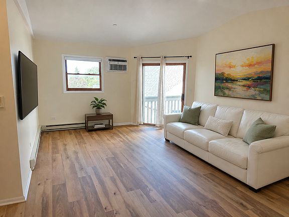 2nd image of 1303 Cunat Ct APT 3D