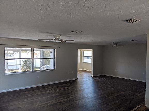 3rd image of 3331 N Sunrose Path
