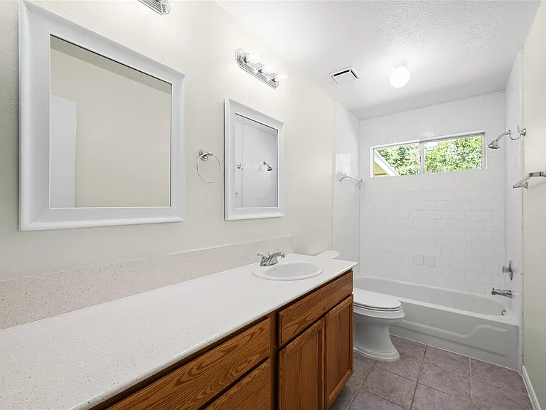 17402 Eastwood Cir — Photo 14