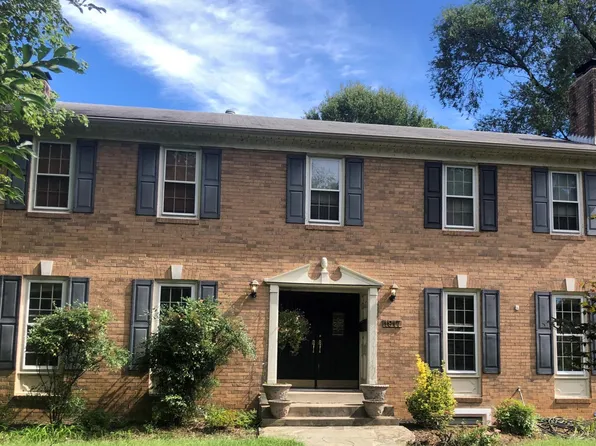 1917 Shiver Dr, Alexandria, VA 22307