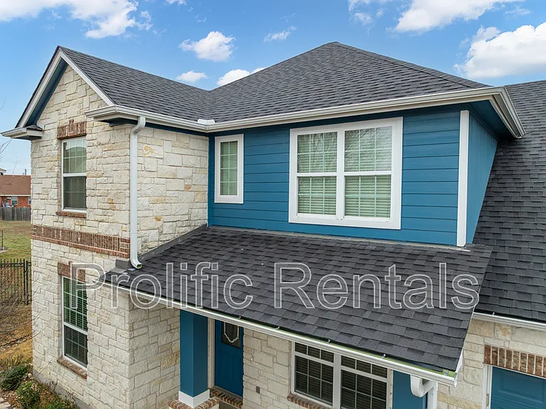 5904 Chuckwagon Cir — Photo 5