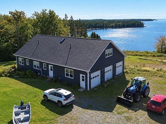 5th image of 2285 Port Malcolm Rd