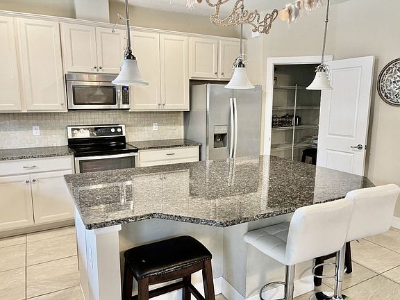 5th image of 7112 Enchanted Lake Dr