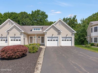 11 Jordan Point Drive, Troy, NY, 12180